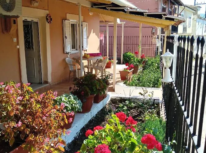 Villa Angela, Traditional Villa In The Village