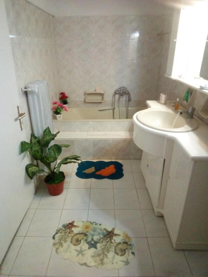 Angela, Traditional In The Village Holiday home Agios Ioannis Peristeron (Corfu)